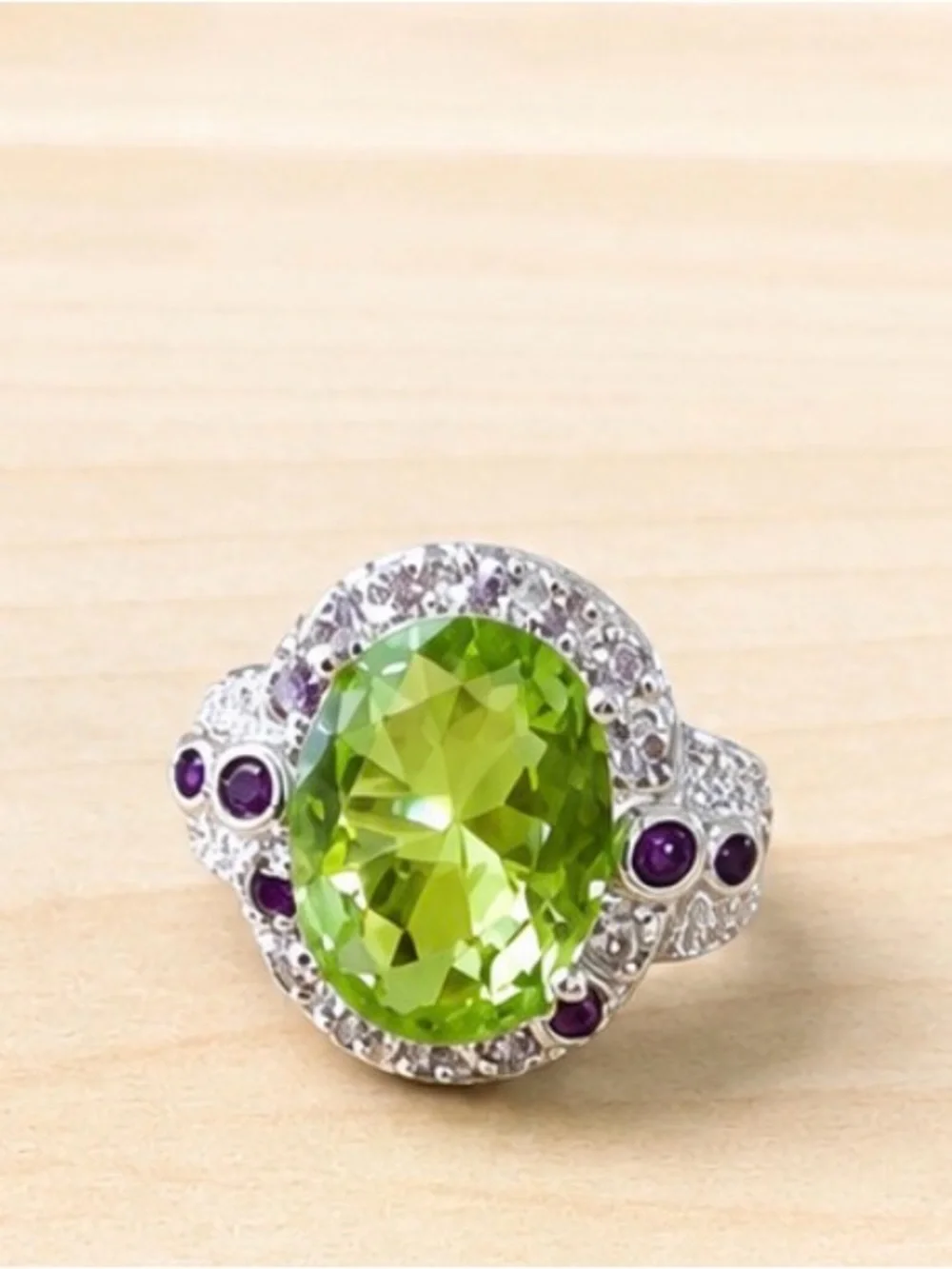 Silver tone  Peridot & Amethyst simulated stones  Halo Ring - Green